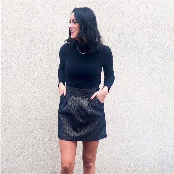 NWT LOFT Jacquard Gold & Black Shimmer Mini Skirt (size 4) - Picture 3 of 3